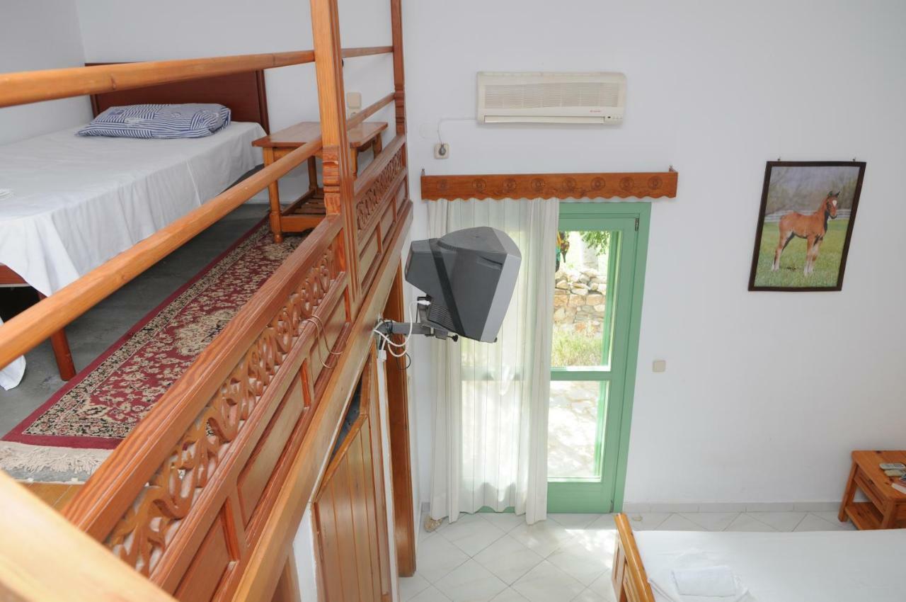 Pegasus Studios & Apartments Скирос Экстерьер фото