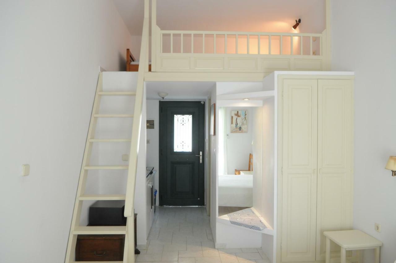 Pegasus Studios & Apartments Скирос Экстерьер фото